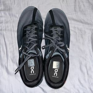 On cloud. Size 14 cloudflow. black grey & white